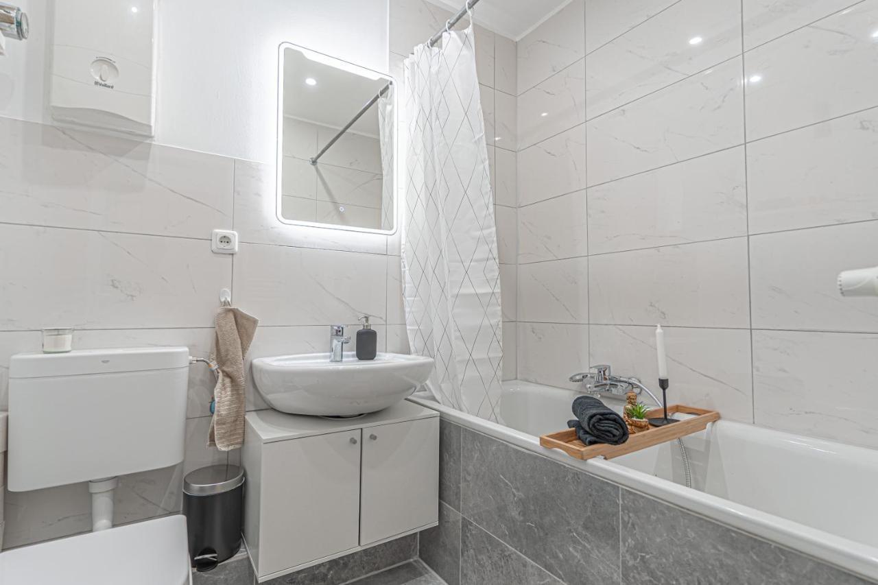 Apartment Wesseling Exteriör bild